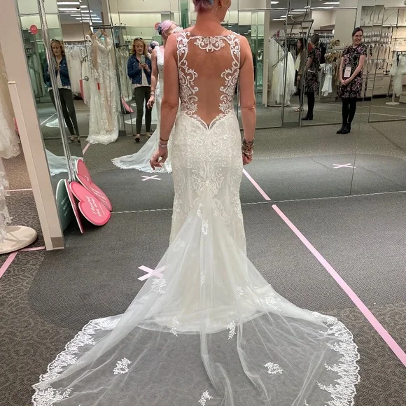 Wedding dress poshmark hot sale